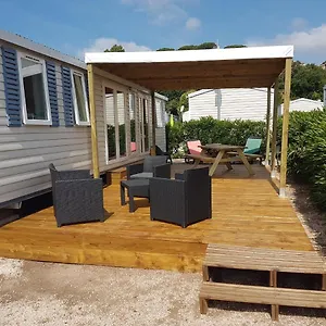 Campingplatz Confort, Climatisation,linge De Lit Et De Toilette, Coffre Fort, Ventilations Au Plafond Et Wifi Possible, Fréjus